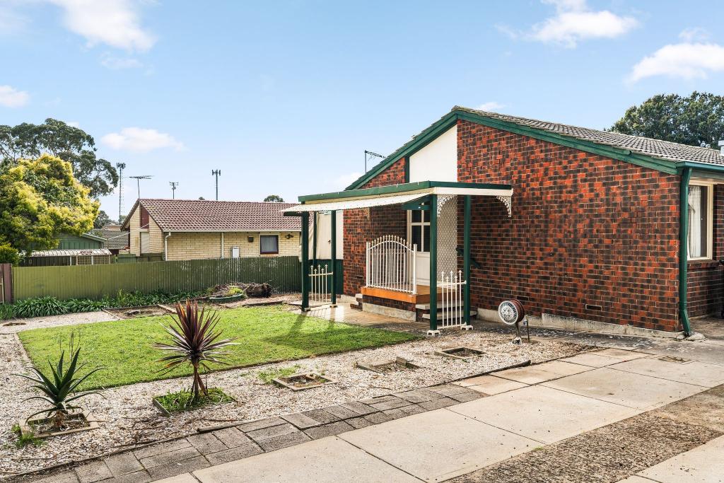 4 Brindisi Rd, Hackham West, SA 5163