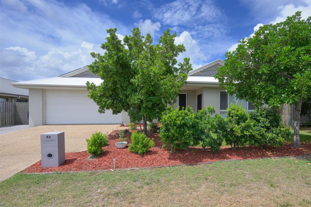 43 Clover Cres, Boyne Island, QLD 4680