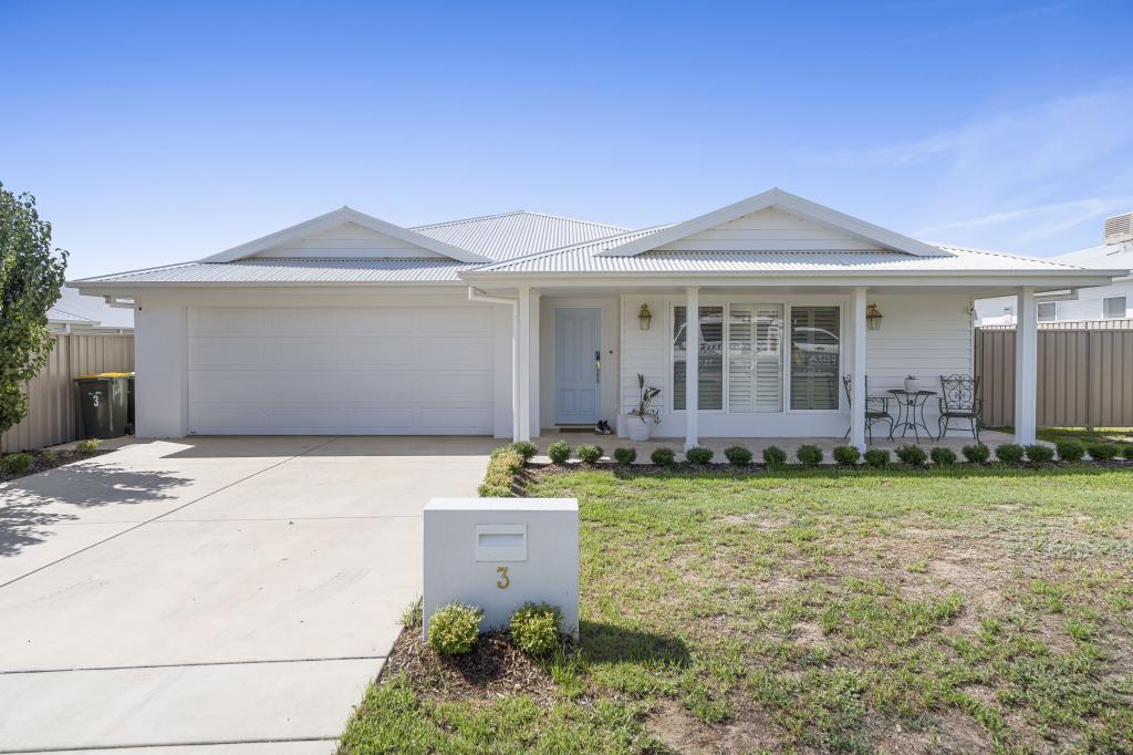 3 Billabong Cres, Gobbagombalin, NSW 2650