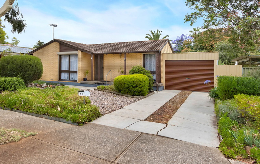 18 Doongara Cres, Munno Para, SA 5115