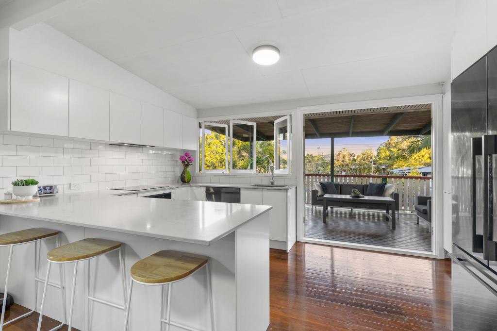 11 Allara Cres, Ferny Hills, QLD 4055