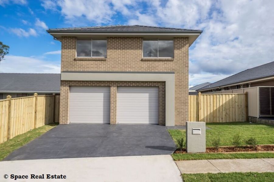 212a South Cct, Oran Park, NSW 2570