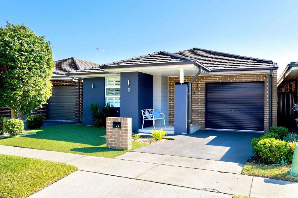 7 HORTI ST, GLENMORE PARK, NSW 2745