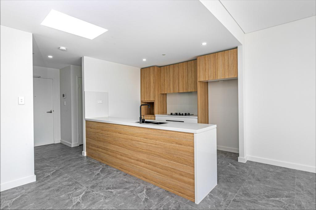 401/32 Mckay Ave, Moorebank, NSW 2170