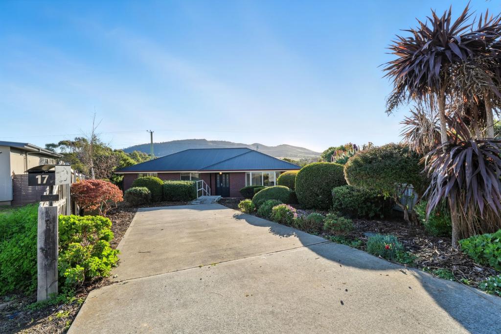 17 Caitlin Ct, Midway Point, TAS 7171