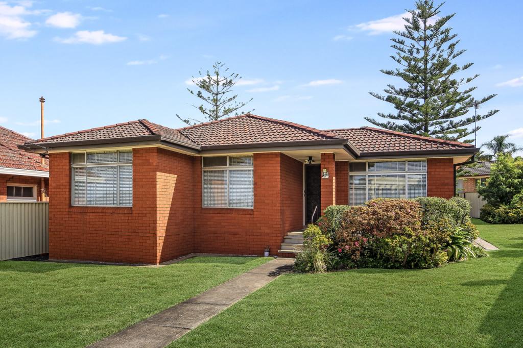 26 Peter Cres, Greenacre, NSW 2190