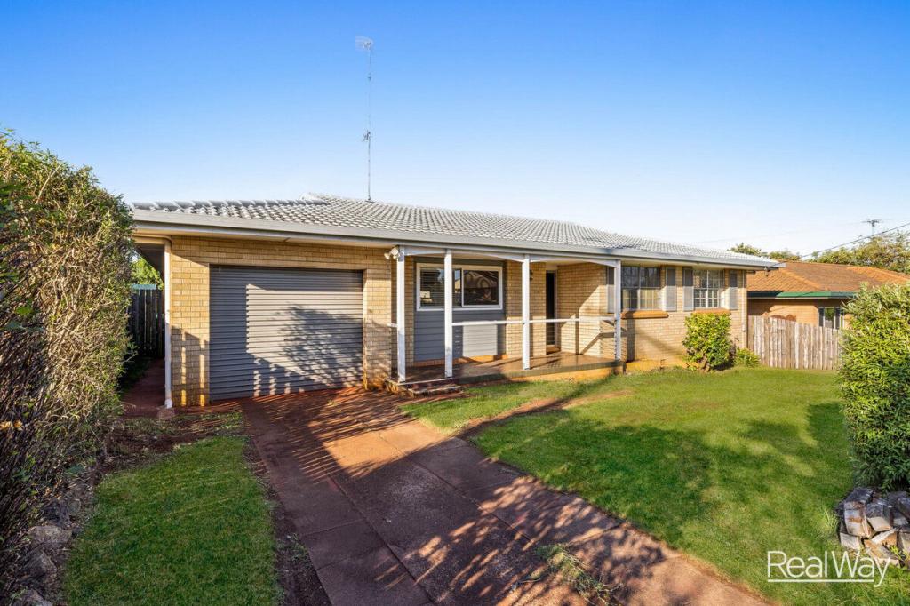 221 Alderley St, Centenary Heights, QLD 4350