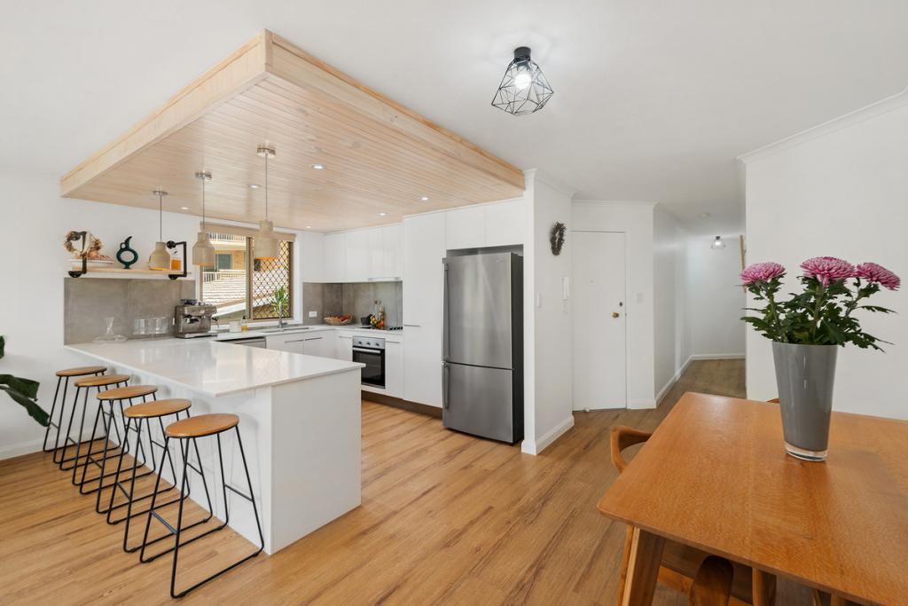 4/6 Stephens St, Burleigh Heads, QLD 4220