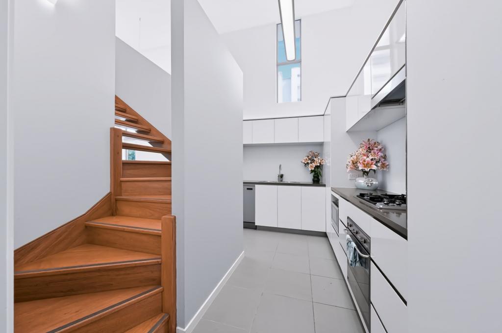 4/15 Walsh St, Milton, QLD 4064
