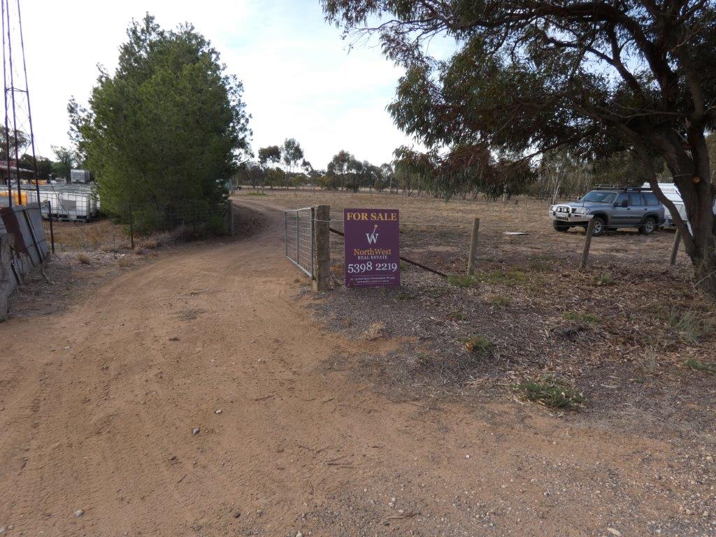 39 Bell St, Beulah, VIC 3395