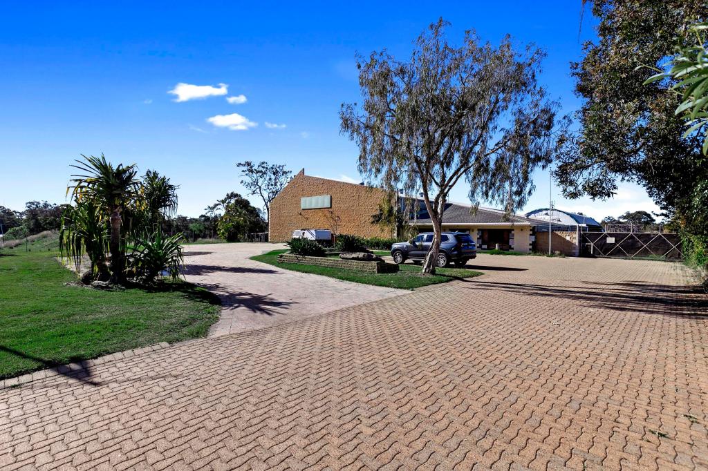 45-53 Booral Rd, Urangan, QLD 4655