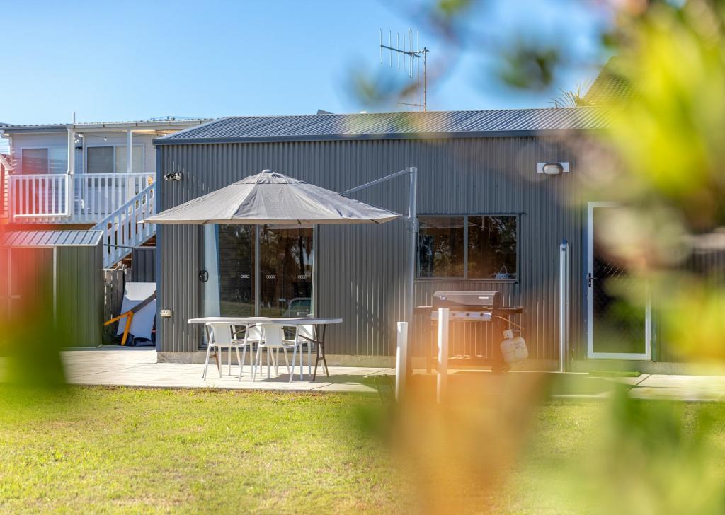 65 Main St, Manning Point, NSW 2430
