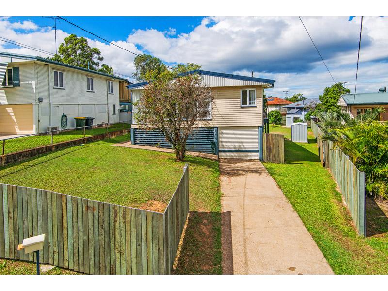 30 Belcaro St, Upper Mount Gravatt, QLD 4122