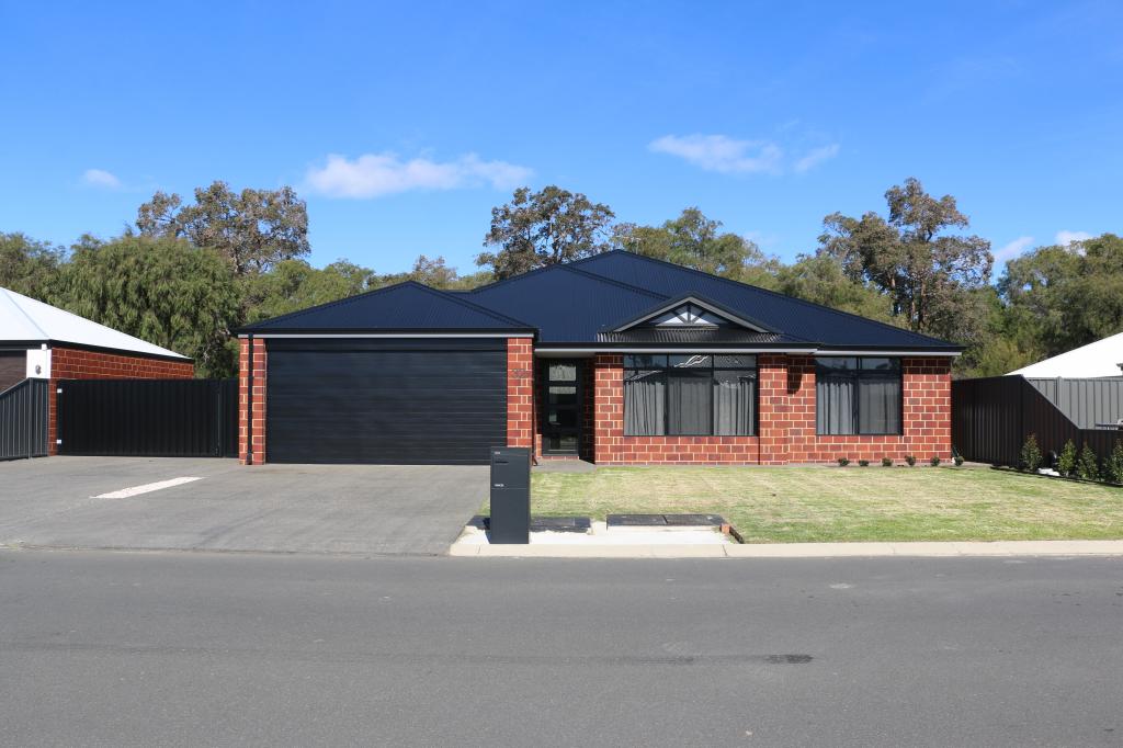 32 Rangatira Cres, West Busselton, WA 6280