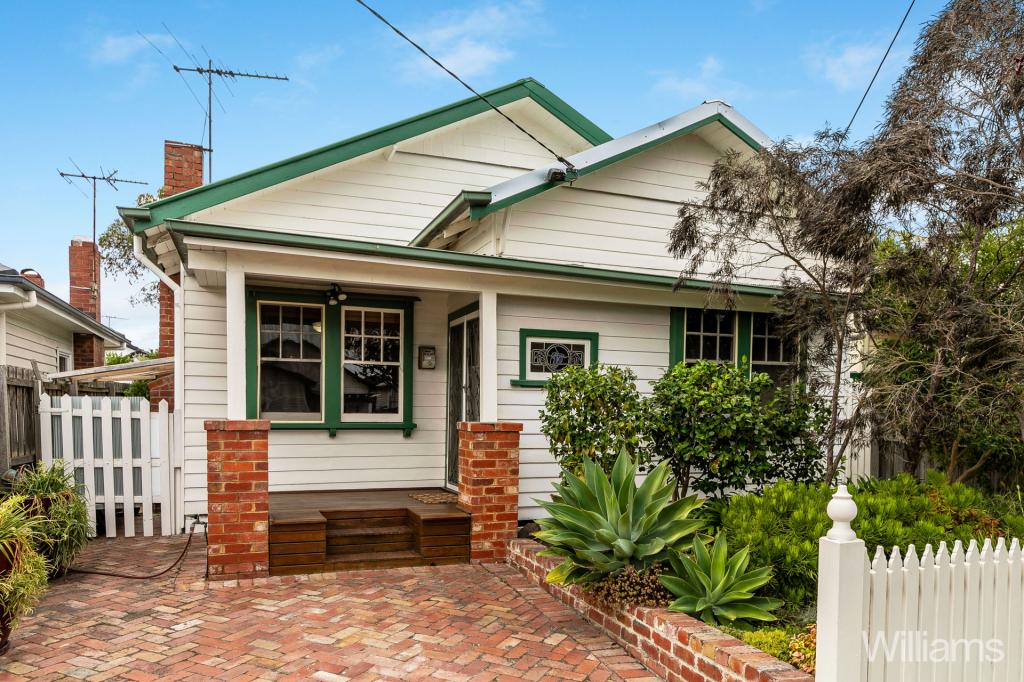 8 Ford St, Newport, VIC 3015