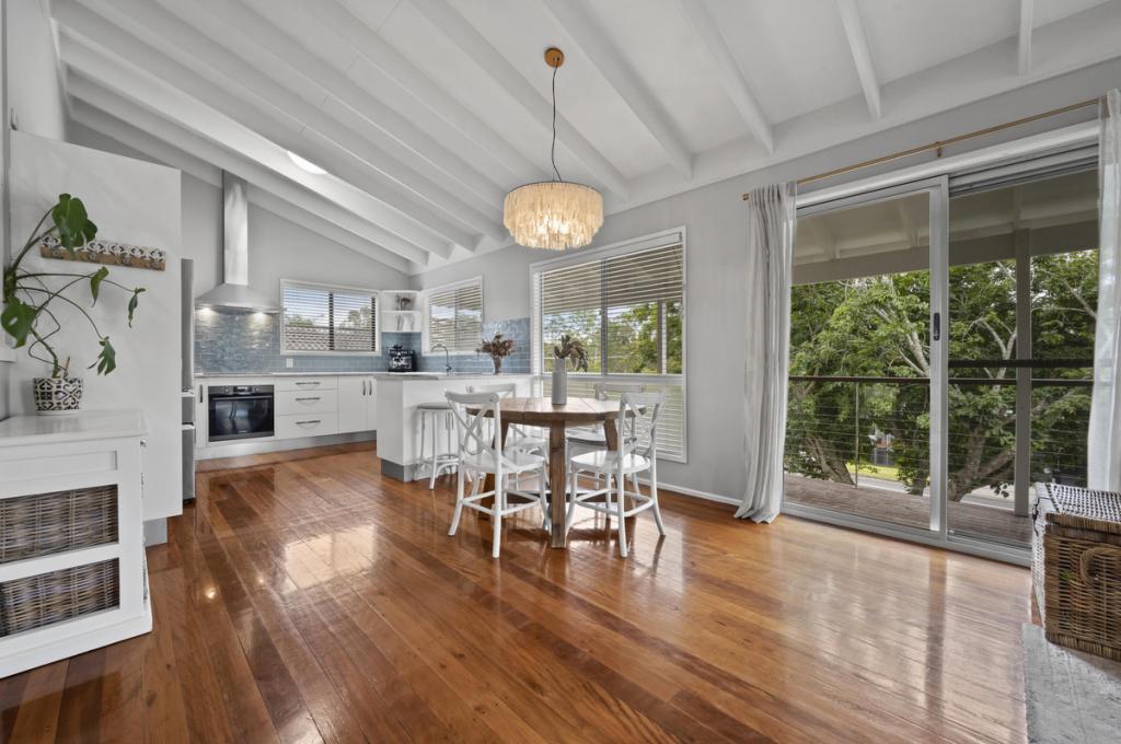 45 Folkstone Ave, Albany Creek, QLD 4035