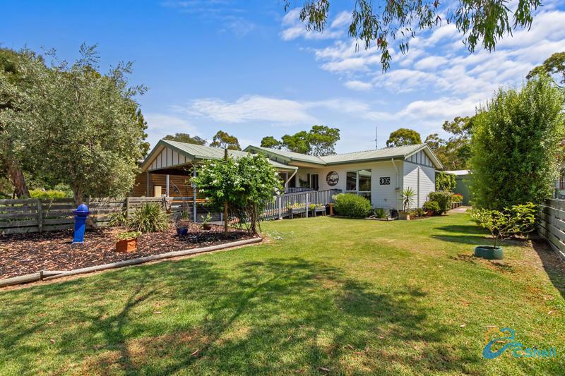 305 National Park Rd, Loch Sport, VIC 3851