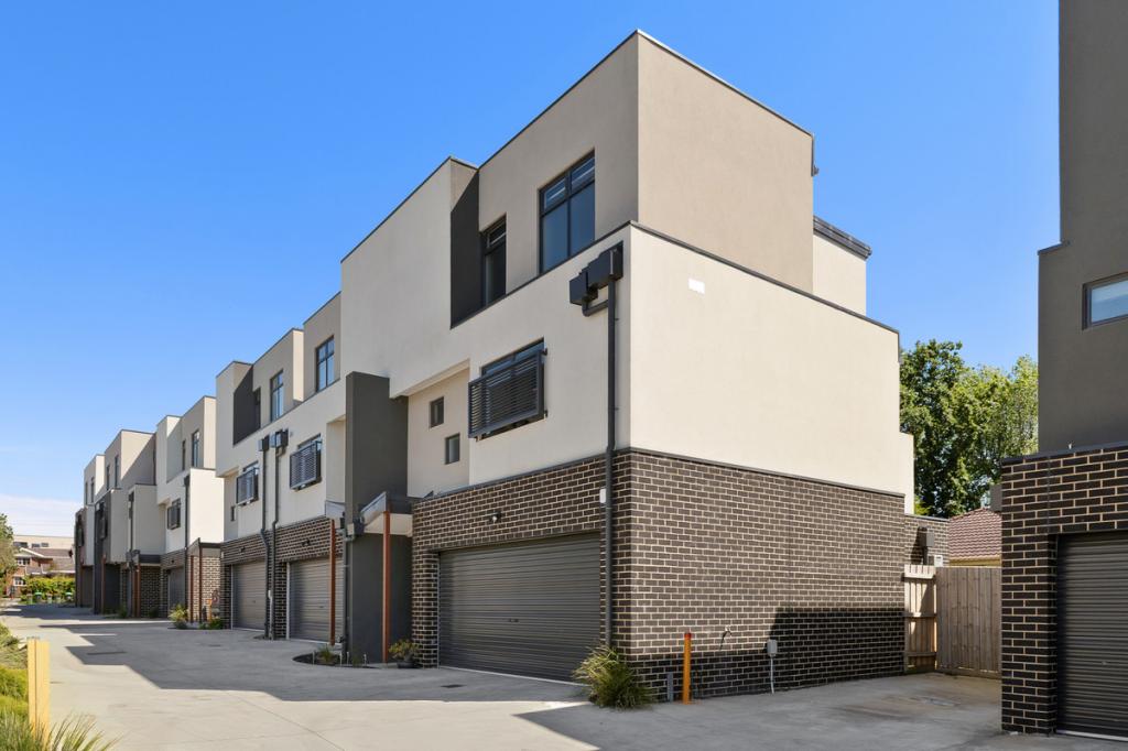 9/11 Pine Cres, Boronia, VIC 3155