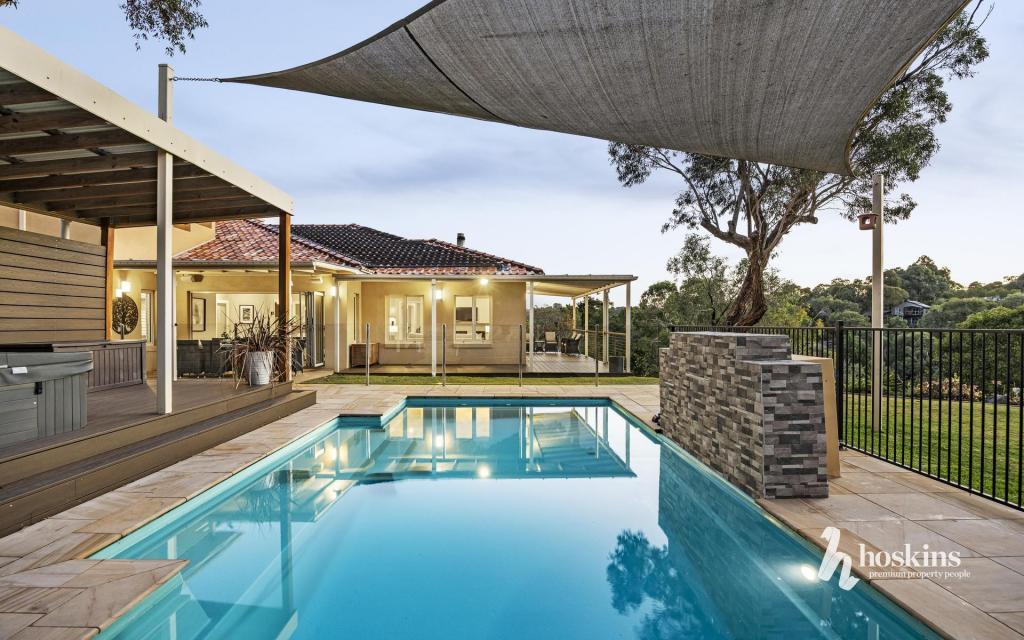 22 GALTYMORE CL, WARRANWOOD, VIC 3134