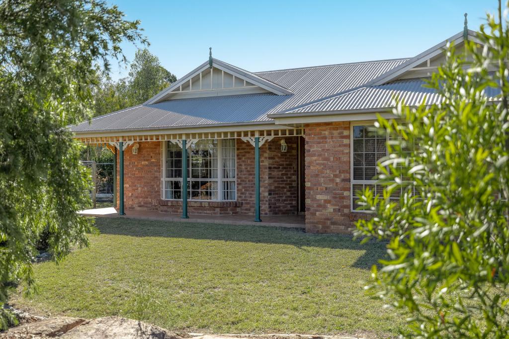 12 Stark Dr, Vale View, QLD 4352