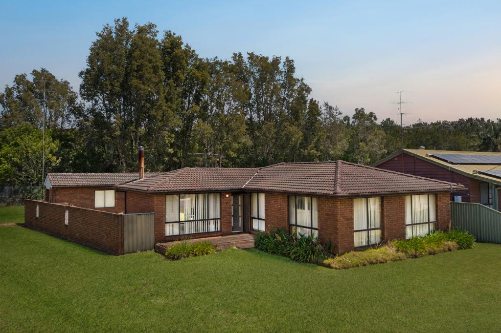 2 Barton Rd, Doyalson, NSW 2262