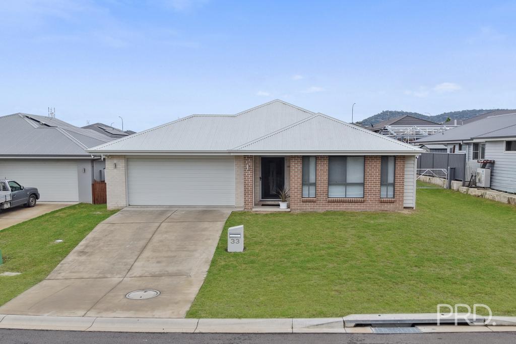 33 Reginald Dr, Kootingal, NSW 2352