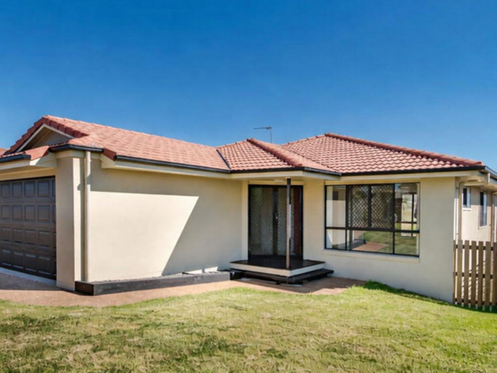 5 Dodson Cres, Mount Kynoch, QLD 4350