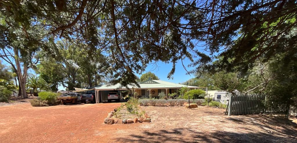 3 Adam St, Boddington, WA 6390