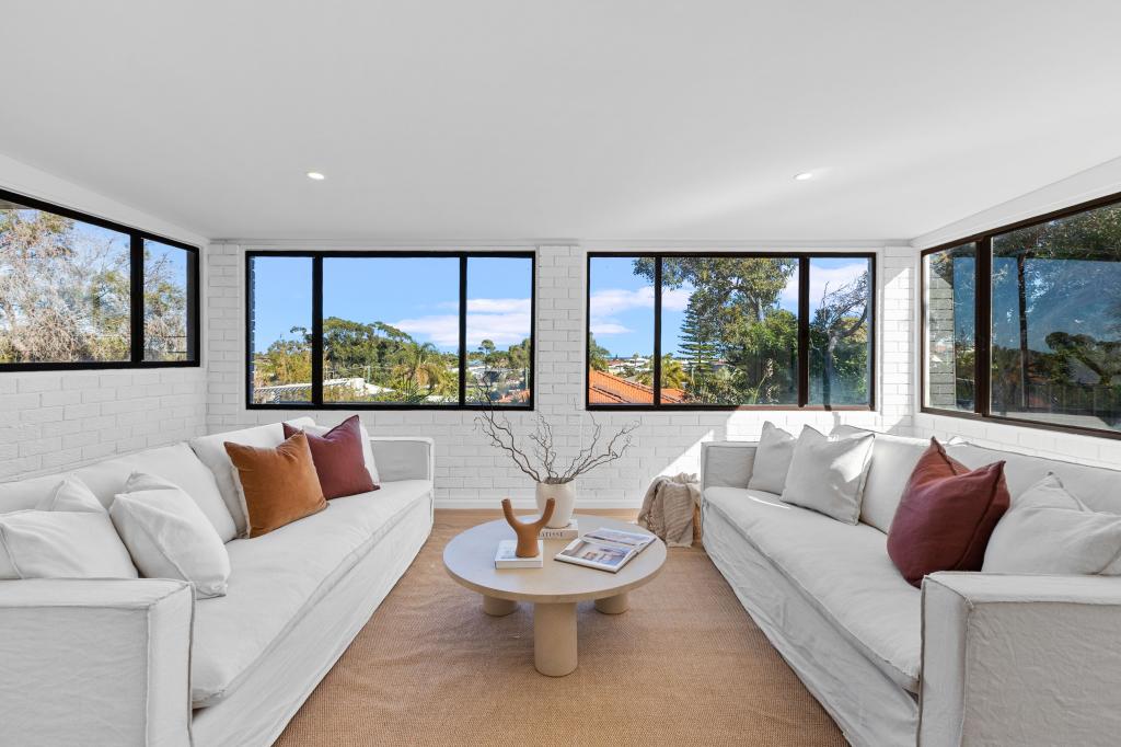 11 Centaur St, Kallaroo, WA 6025