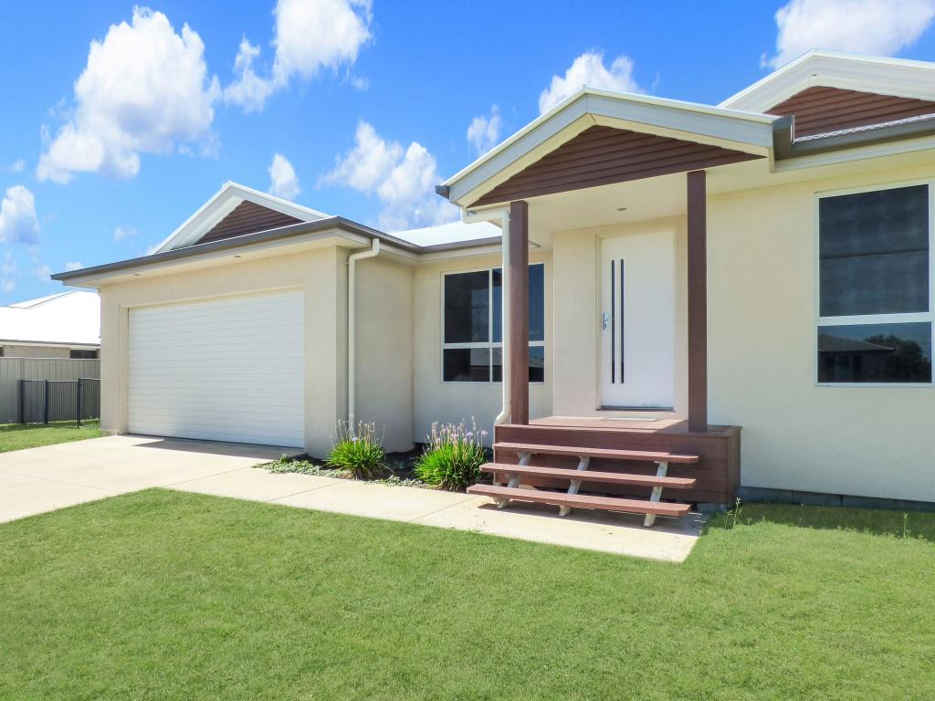 15 Bassett Ct, Roma, QLD 4455