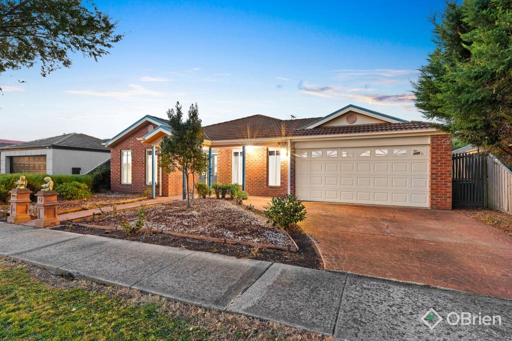 76 Majestic Bvd, Cranbourne, VIC 3977