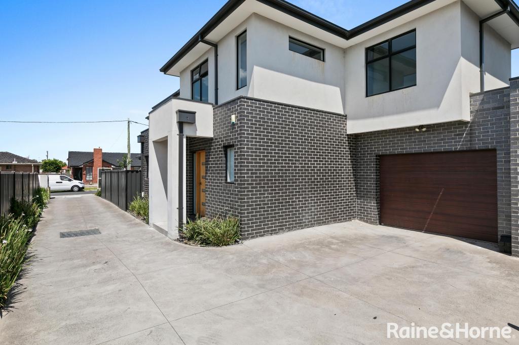 2/8 Ortolan Ave, Broadmeadows, VIC 3047