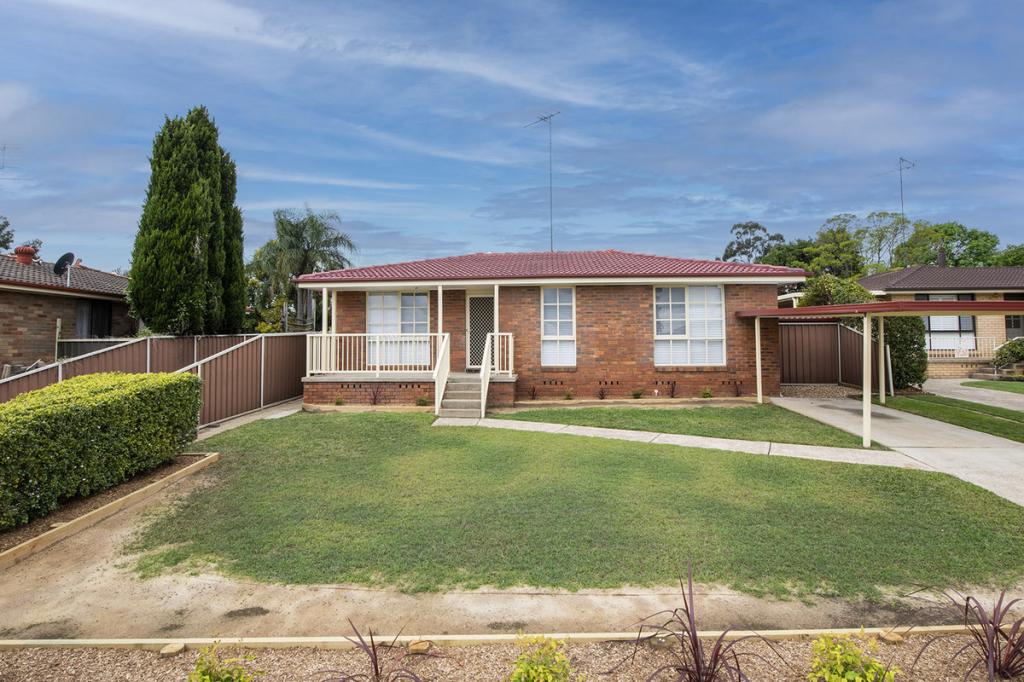 51 Gandell Cres, South Penrith, NSW 2750