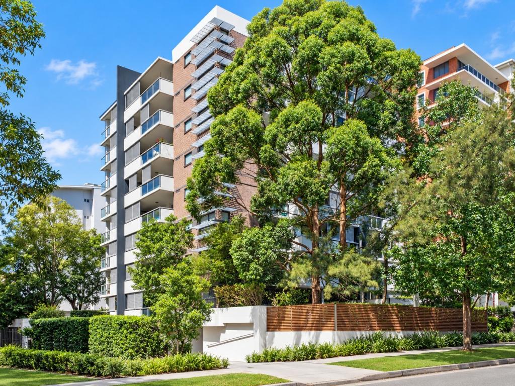 302/12-16 ROMSEY ST, WAITARA, NSW 2077