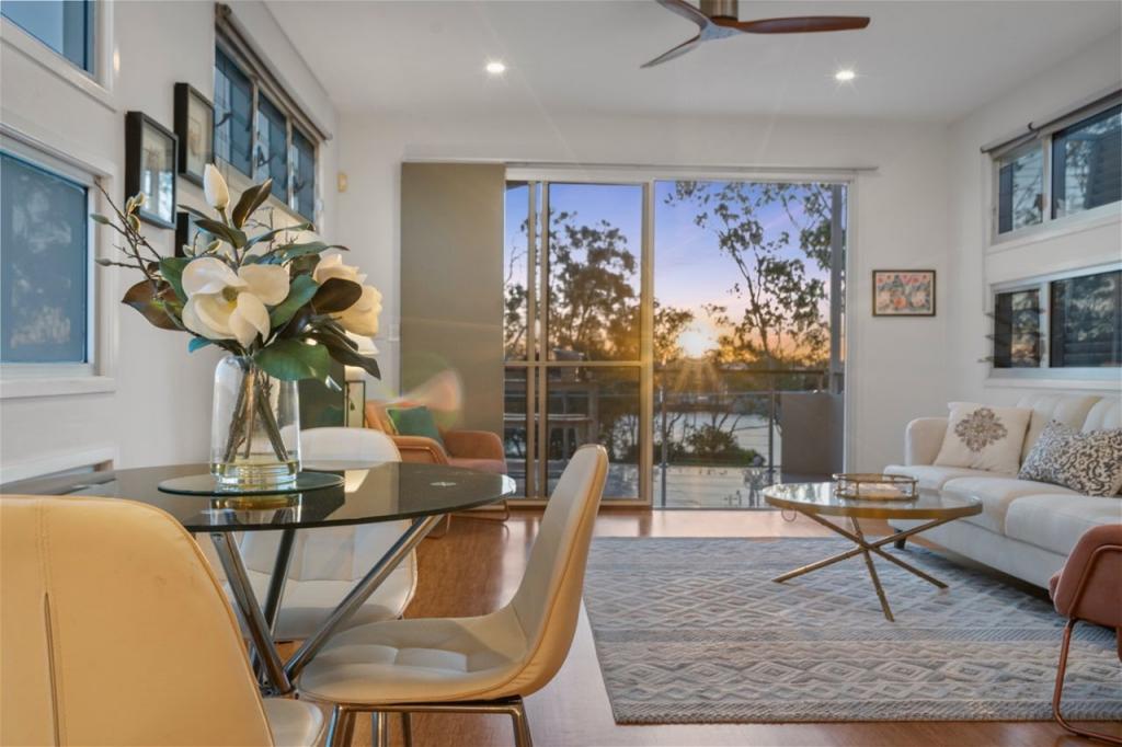 1/63 Paradise Pde, Paradise Point, QLD 4216
