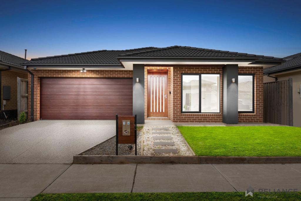 14 Esslemont Rd, Thornhill Park, VIC 3335