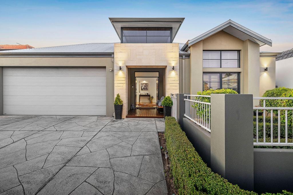 28 Honeymyrtle Turn, Stirling, WA 6021