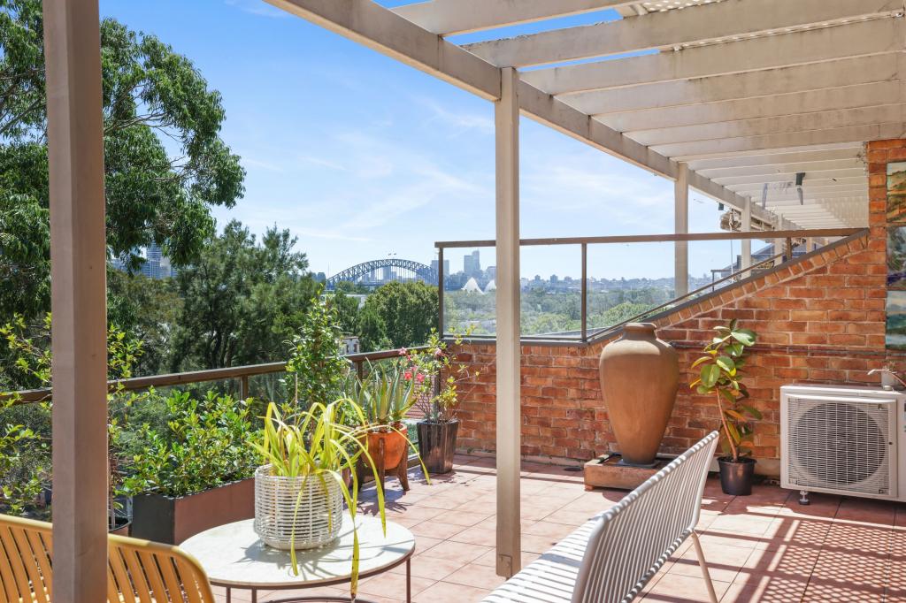 18/167-183 Brougham St, Woolloomooloo, NSW 2011