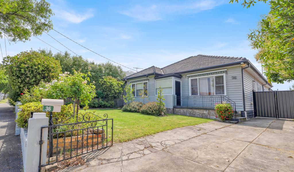 36 Reynolds Pde, Pascoe Vale South, VIC 3044