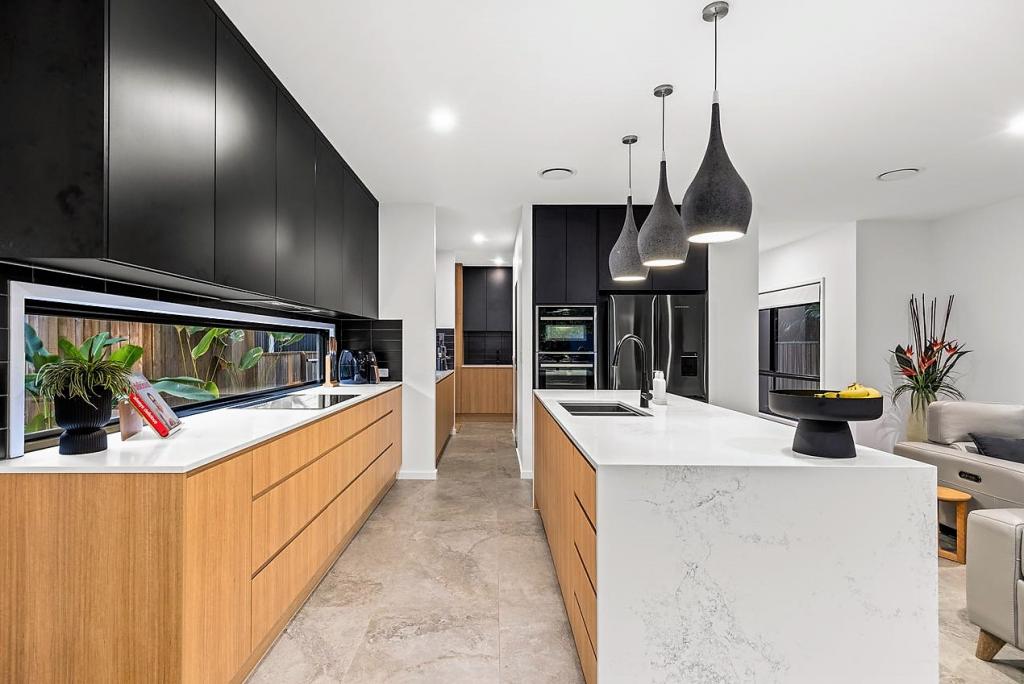 Contact Agent For Address, Oxley, QLD 4075