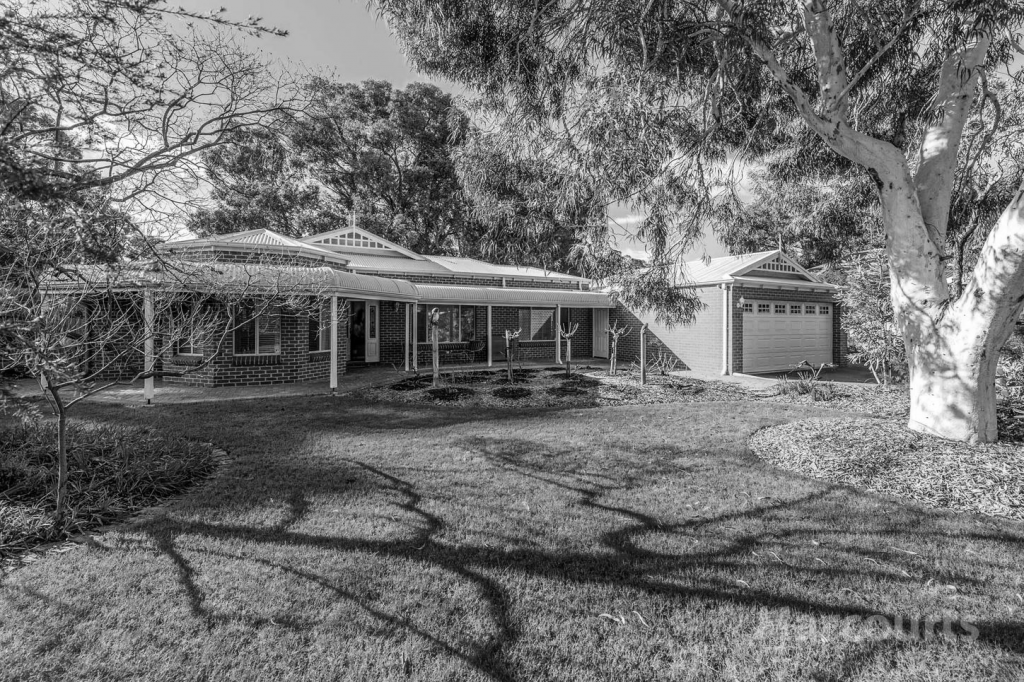 72 Victoria Cir, Greenfields, WA 6210