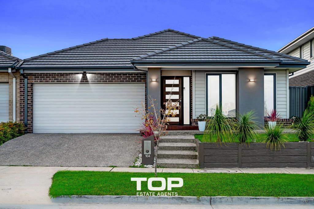 104 HARTLEIGH ST, CLYDE, VIC 3978
