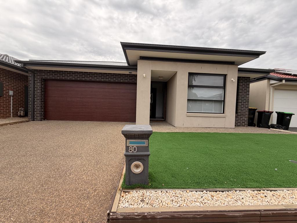80 Eaglemont Dr, Strathtulloh, VIC 3338
