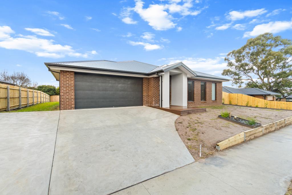 6 Barton Ct, Stratford, VIC 3862