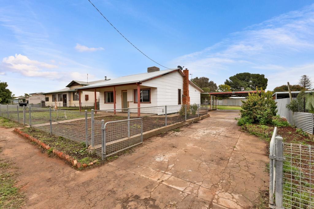 6 Cedar St, Red Cliffs, VIC 3496