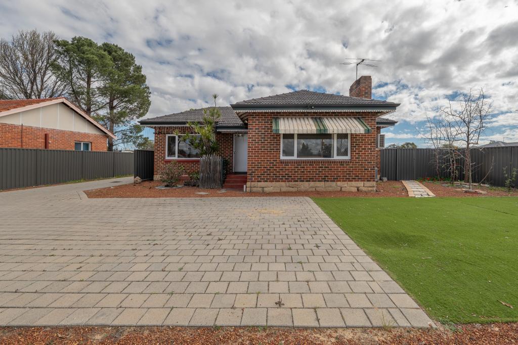 51A THORNLIE AVE, THORNLIE, WA 6108