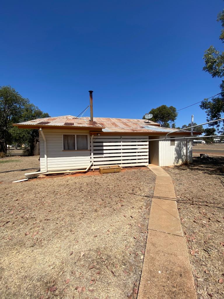 51 North St, Morven, QLD 4468