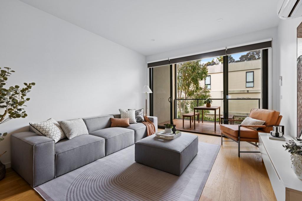 22 OAK TCE, WHEELERS HILL, VIC 3150