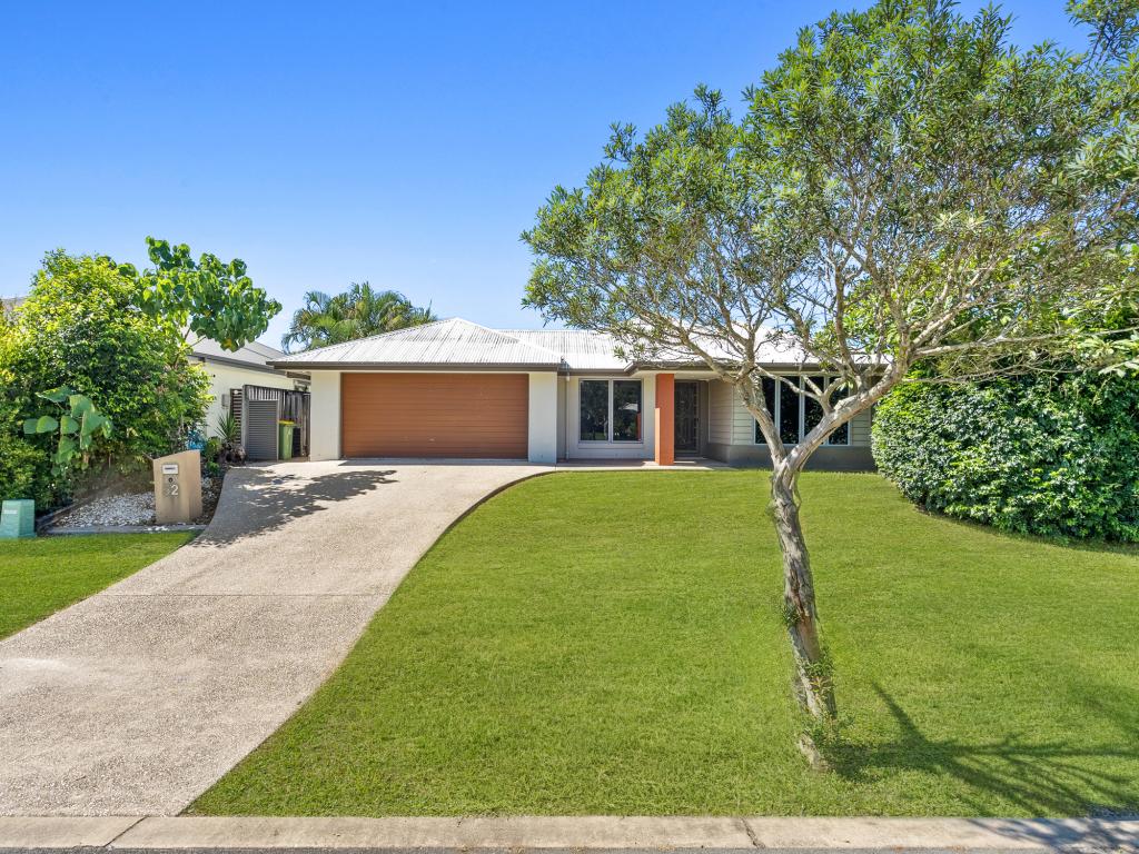 52 Plantation Cres, Maudsland, QLD 4210