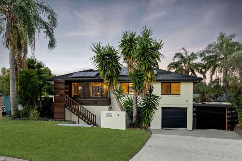 5 Pigeon Ct, Birkdale, QLD 4159